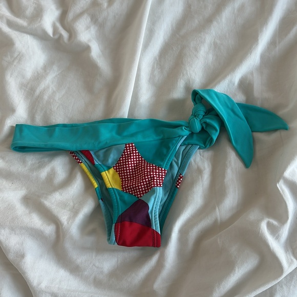 Colorful Triangle Bikini - Picture 4 of 6